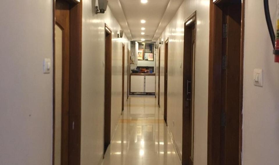 Hotel Sairaj Palace Shirpur Exterior foto