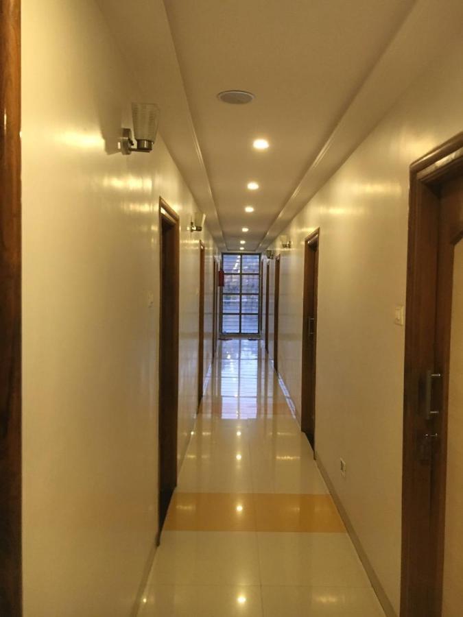 Hotel Sairaj Palace Shirpur Exterior foto